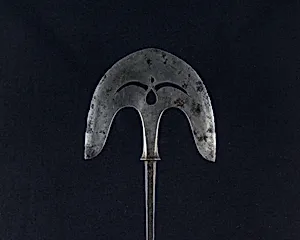 Arrowhead (<i>Yanone</i>)