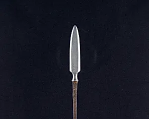 Arrowhead (<i>Yanone</i>)