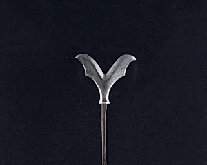 Arrowhead (<i>Yanone</i>)