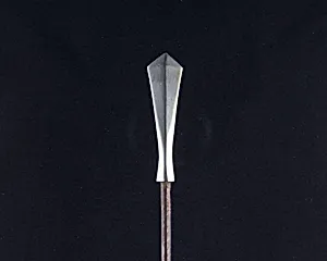 Arrowhead (<i>Yanone</i>)