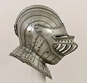 Close Helmet for a Boy