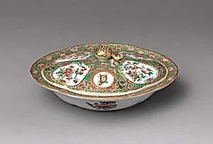 Covered Serving Dish