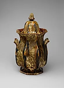 Covered slop jar