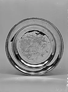 Plate