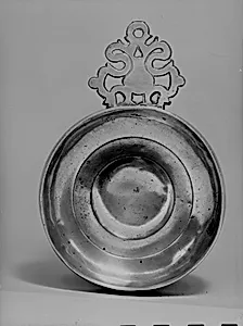 Porringer