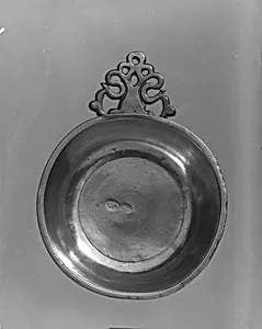 Porringer