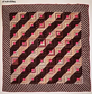 Quilt, Log Cabin pattern, Straight Furrow variation