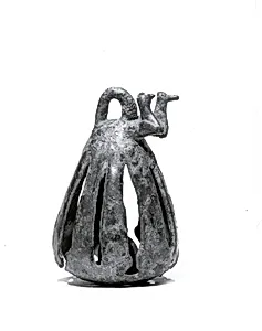 Openwork rattle bell
