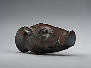 Vessel in form of boar's head