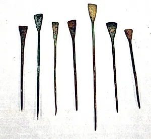 Hammered Copper Pin (tupu)