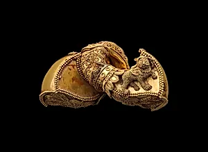 One from a Pair of Ear Ornaments (Prakaravapra Kundala)