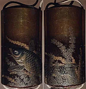 Case (Inrō) with Design of Large Carp Swimming among Seaweeds