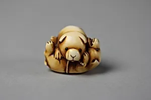 Netsuke of Puppies at Play