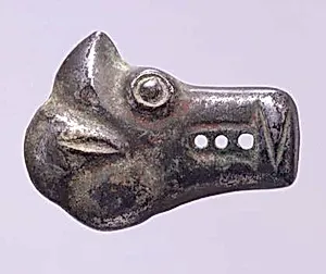 Strap-Crossing in the Shape of Camel's Head