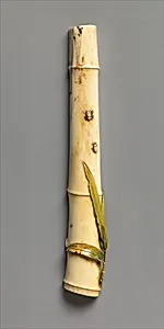 清　象牙雕竹節飛蟲|Bamboo stalk with insects