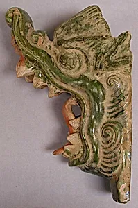遼 綠釉瓷龍首|Dragon head with open mouth