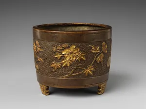 Incense burner with flowers