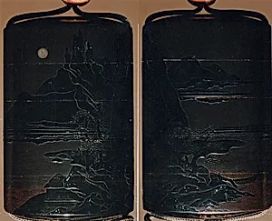 楼閣山水蒔絵印籠　銘寛哉|Inrō with Chinese Landscape in Moonlight