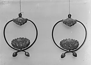 華鬘|Keman (“Flower Garland” Temple Decoration)