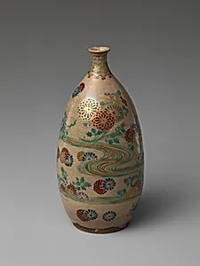 仁清様式　花文徳利|Ninsei-style Sake Bottle with Floral Patterning