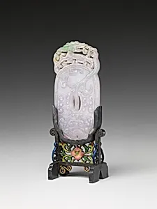 清 翡翠仿古璧|Ornament in the shape of an archaic jade disk