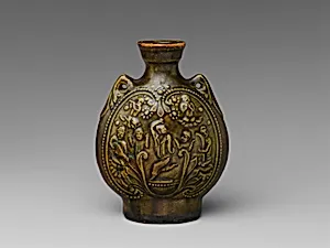 北齊 胡人舞伎紋青釉陶扁壶|Pilgrim’s flask with Central Asian dancers