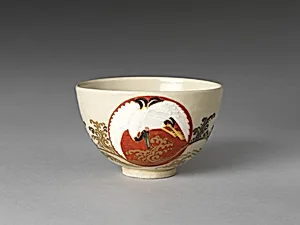 永樂保全作　色絵日之出鶴文茶碗|Teabowl with Rising Sun and Crane