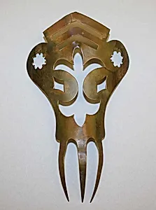 Comb