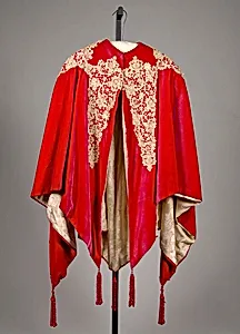 Evening cape by House of Worth|Jean-Philippe Worth|Charles Frederick Worth