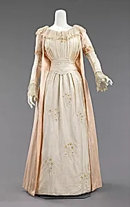 Tea gown