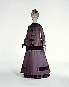 Walking dress