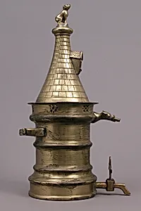 Wall Fountain (laver) in the form of a Turret