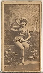 Card Number 300, Miss Murdoch, from the Actors and Actresses series (N145-1) issued by Duke Sons & Co. to promote Cross Cut Cigarettes by W. Duke, Sons & Co.