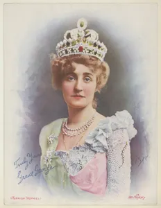 Grace George in Her Majesty, from the Actresses series (T1), distributed by the American Tobacco Co. to promote Turkish Trophies Cigarettes