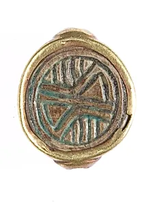 Cowroid Bead Set in a Ring Bezel