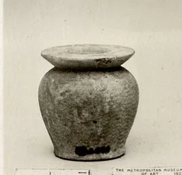 Kohl pot