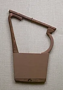 Partially Restored Oblique Lyre