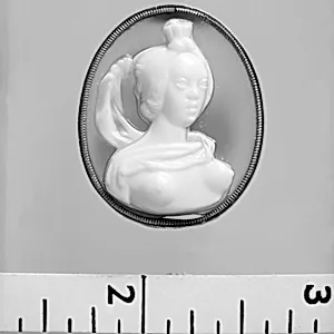 Bust of a woman
