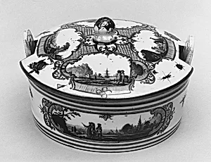Butter dish with cover by Meissen Manufactory