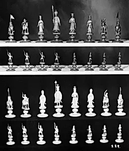 Chessmen (32)