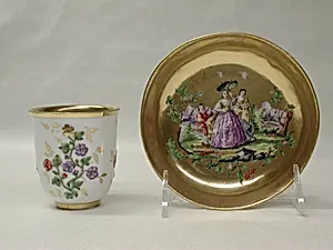 Coffee cup (part of a service)