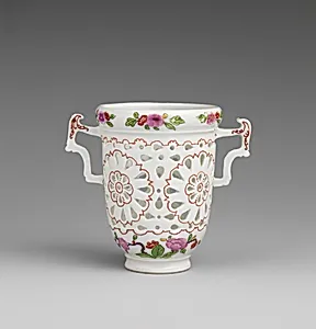 Cup by Vienna|Claudius Innocentius Du Paquier period
