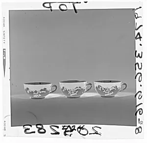 Cup (part of a service)