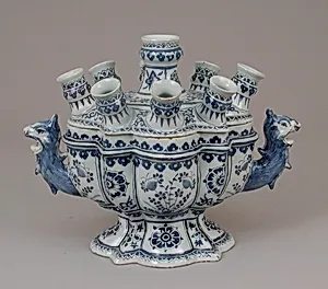 Flower vase