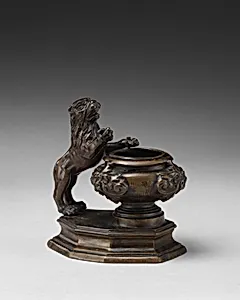 Inkwell with a rampant lion