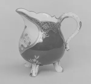 Milk jug (pot à lait à trois pieds) (part of a service)