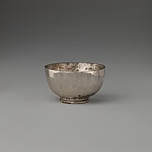 Miniature bowl