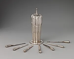 Miniature fork