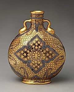 Moon flask with gilded decoration