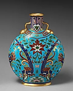 Moon flask with Islamicizing floral motifs